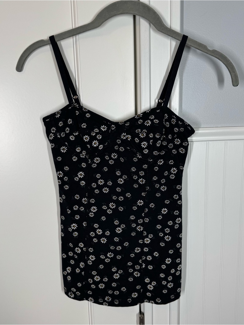 Talula Black camisole Tank Top with Daisy Trim size xs Romantic feminine girly